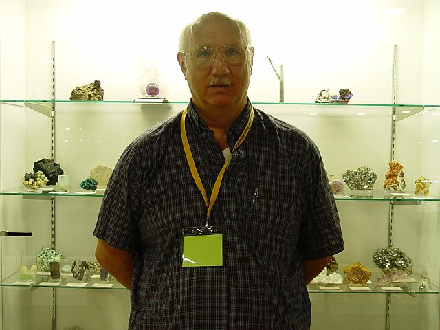 Ted Johnson of Yankee Mineral and Gem Co.